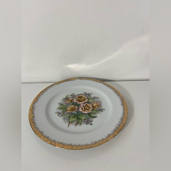 Vintage Gold Trim Yellow Rose Floral Design Plate Made in Japan - Picture 2 of 5